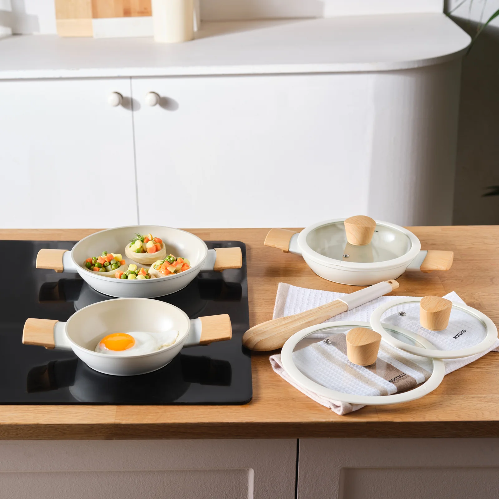 Karaca Swiss Crystal Almond Cream, 6-delige Ondiepe Braadpan Set, Inductie - Image 5