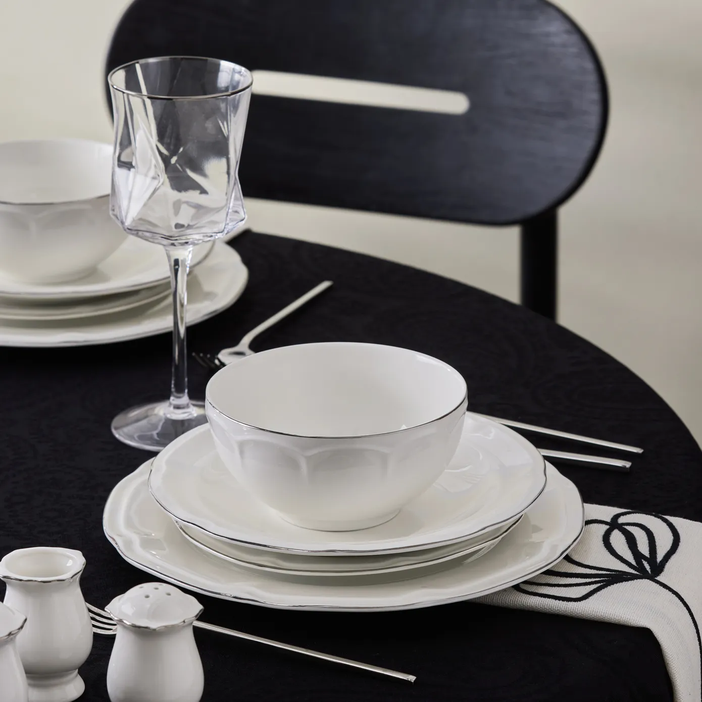 Karaca Tobias Platin 12 Persoons Servies, 56 Delig - Image 8