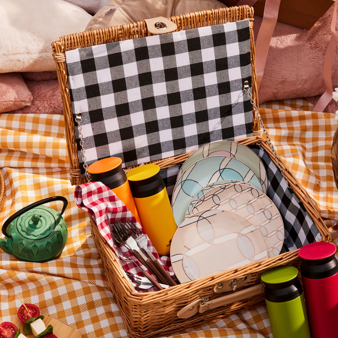 Karaca Wicker Rieten Picknickmand - Image 5