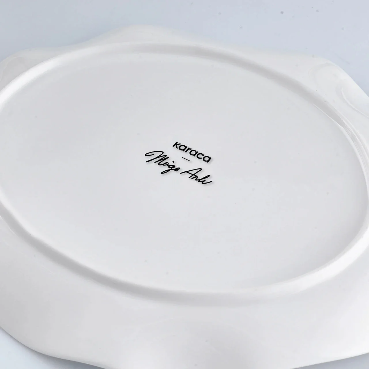 Karaca x Müge Anlı Gouden Dinerbord 27 Cm - Image 3